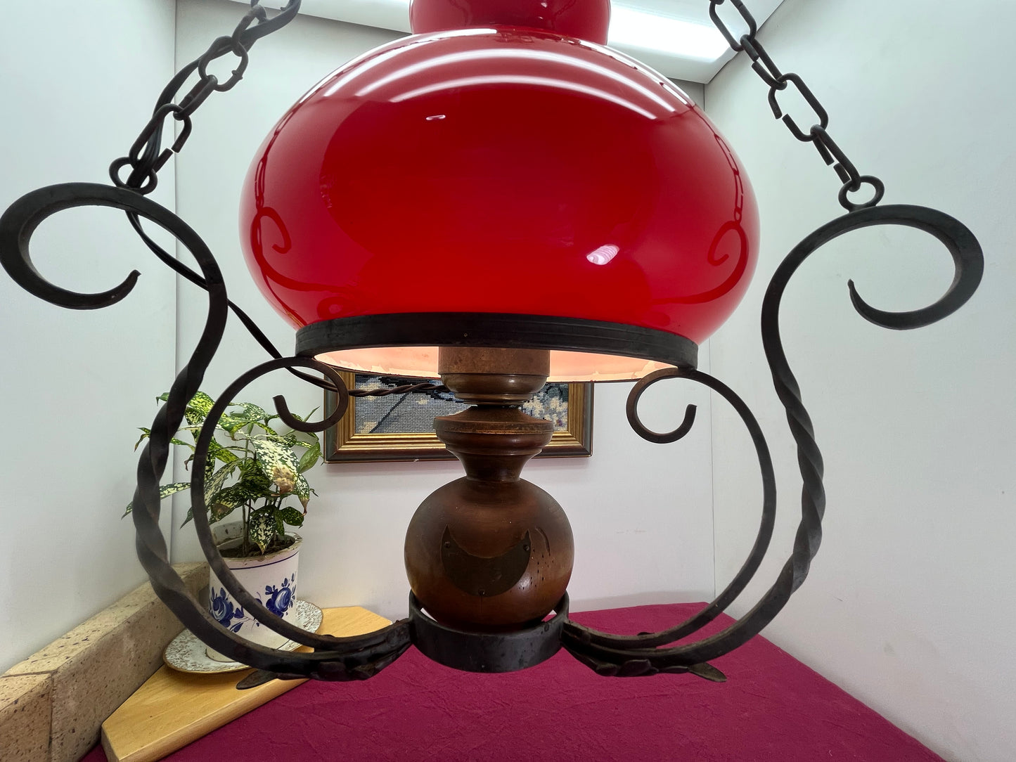 貴重なアンティークレッドガラス アイアンウッド装飾 ペンダントライト