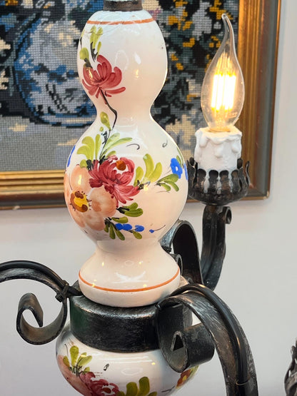 アンティーク花模様陶器 & 蝋燭型ソケット 吊り下げアイアンランプ３灯