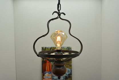 ヴィンテージ鋳鉄ウッドペンダントライト　花柄陶器とダイヤ電球付き吊り下げランプ