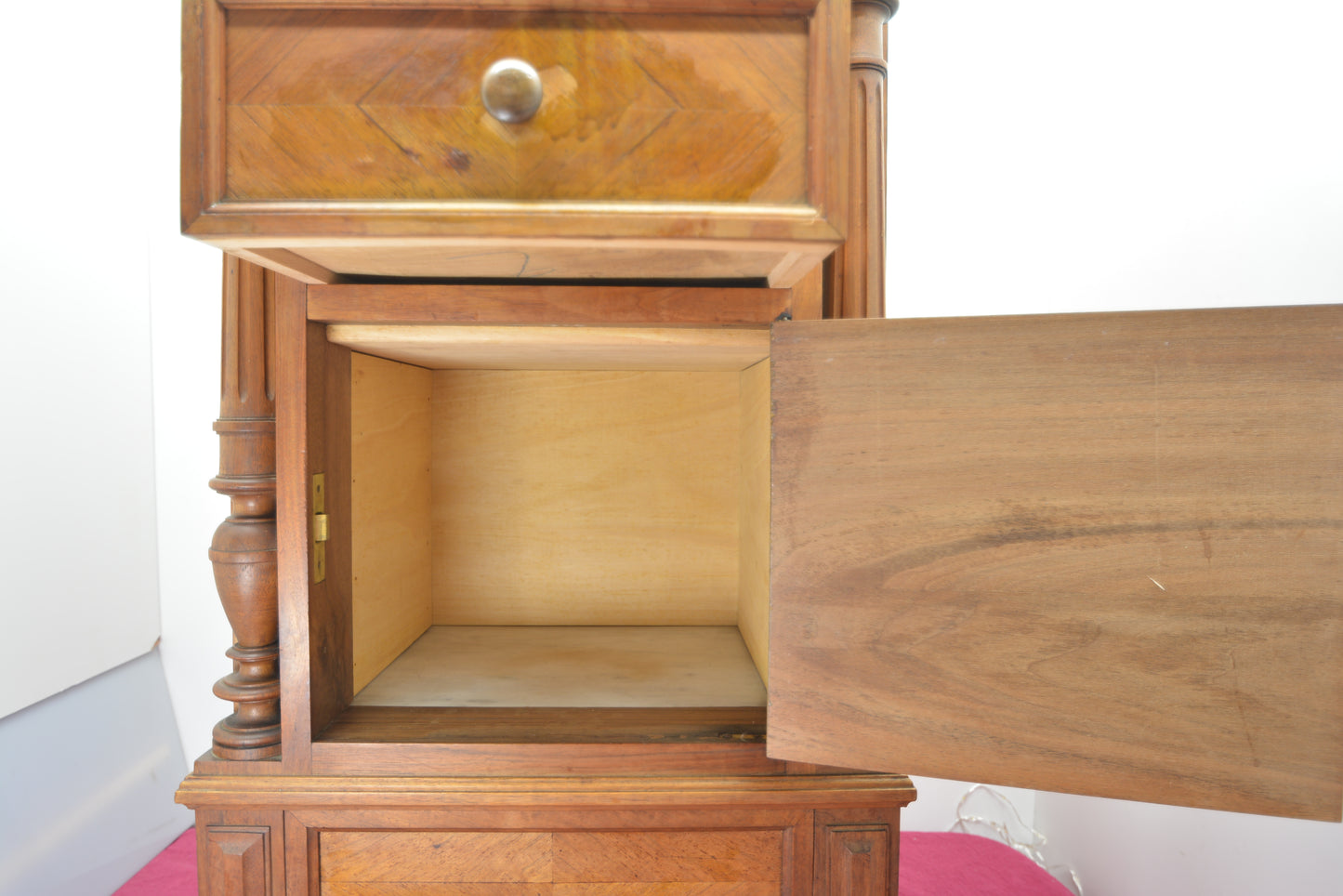 天然大理石　マーブルトップサイドチェスト