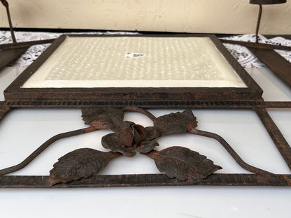 アイアンフレーム 壁掛けミラー付 キャンドルホルダー装飾付き