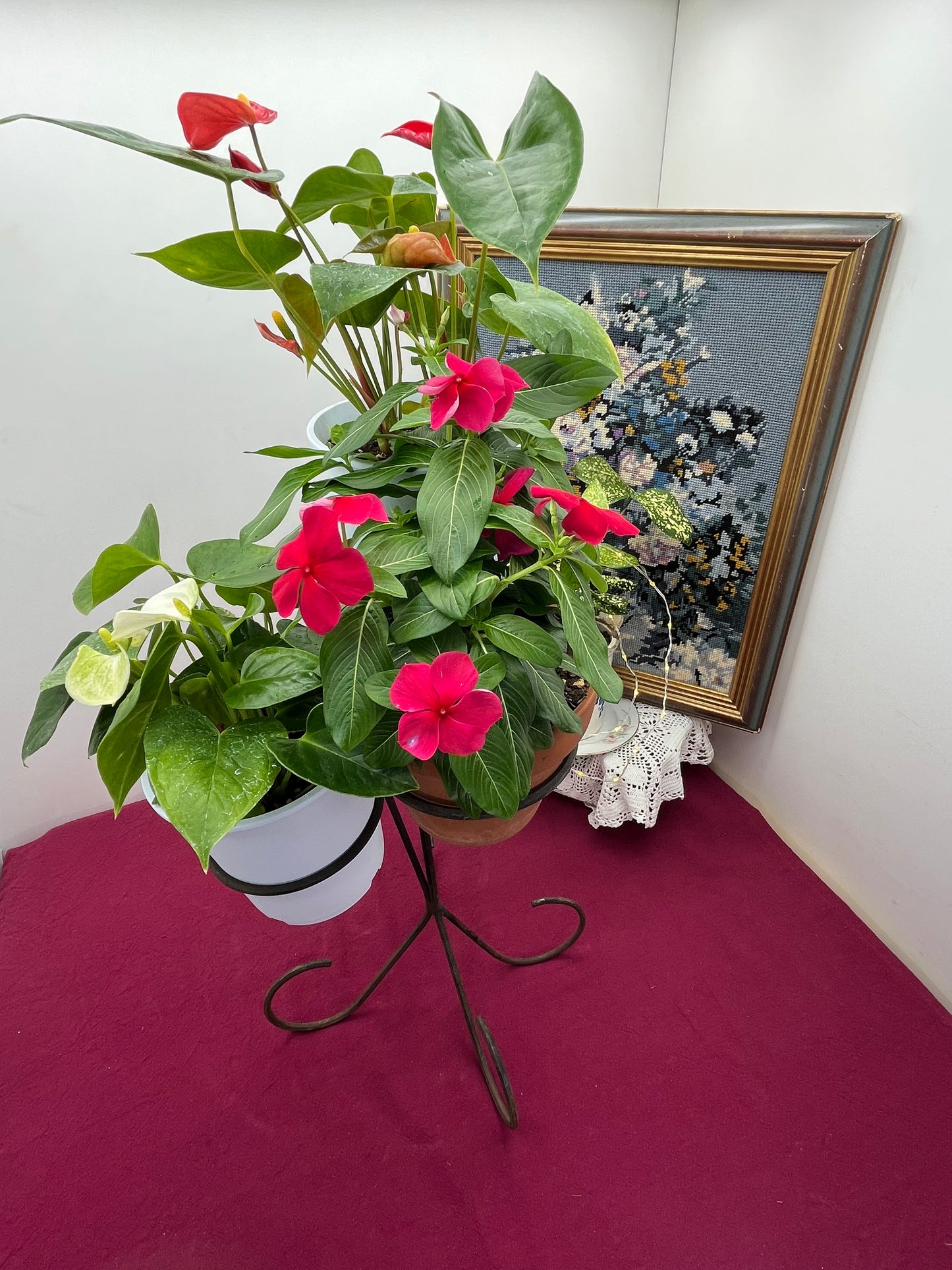 ヨーロピアン三段アイアン製プランタースタンド