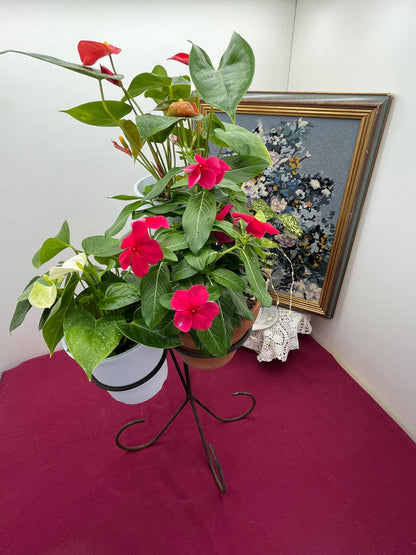 ヨーロピアン三段アイアン製プランタースタンド