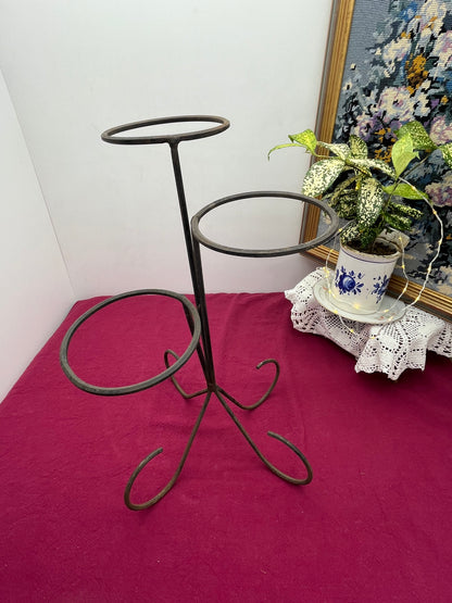 ヨーロピアン三段アイアン製プランタースタンド