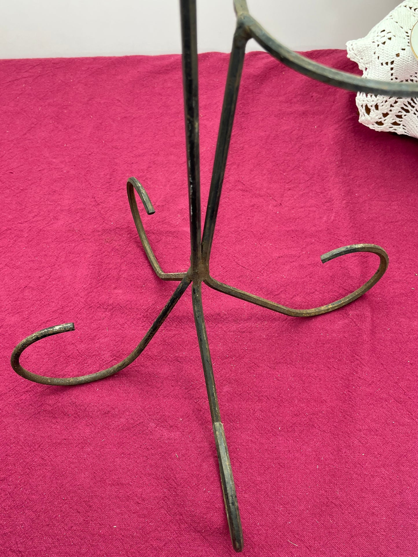 ヨーロピアン三段アイアン製プランタースタンド