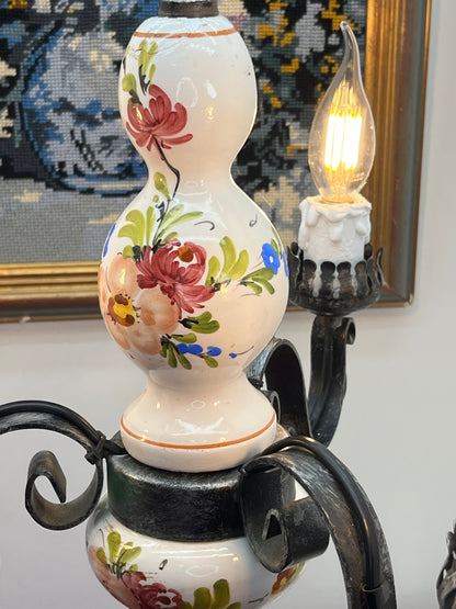 アンティーク花模様陶器 & 蝋燭型ソケット 吊り下げアイアンランプ３灯