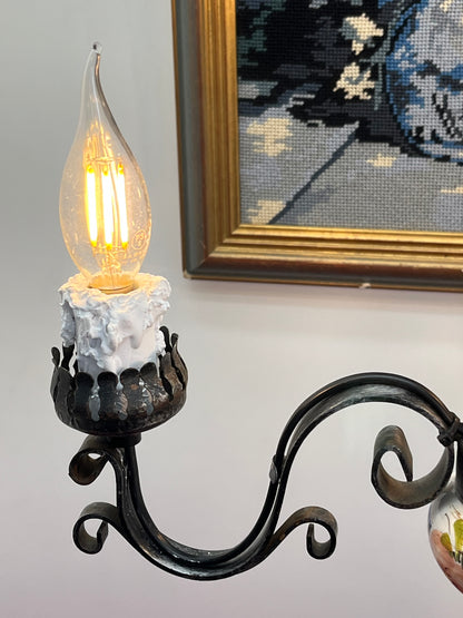 アンティーク花模様陶器 & 蝋燭型ソケット 吊り下げアイアンランプ３灯