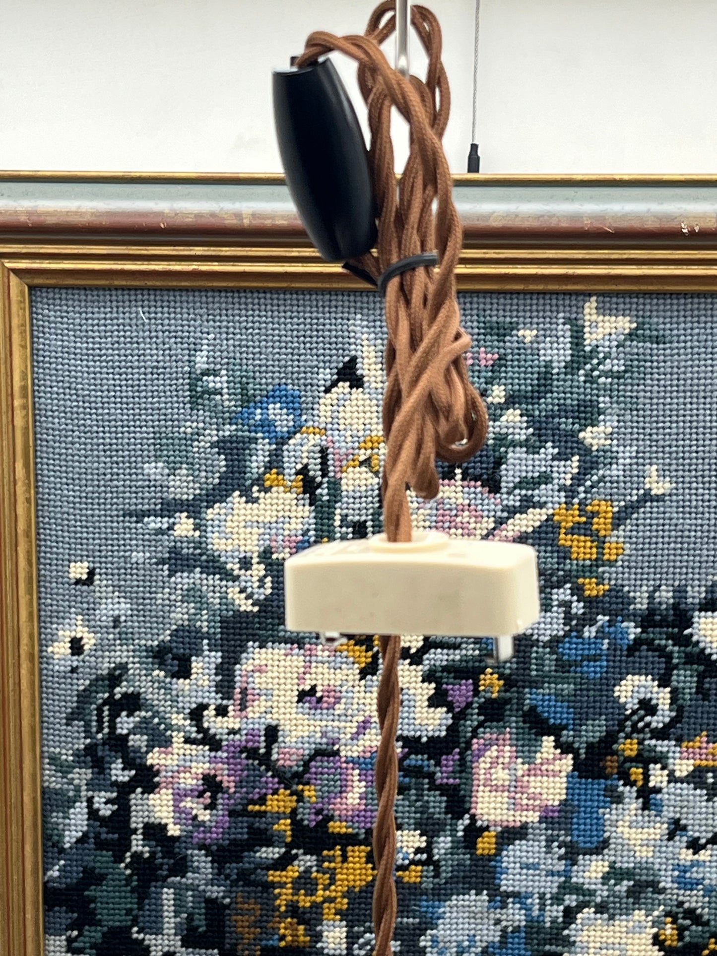 アンティーク フロストガラス 真鍮ソケットペンダントライト