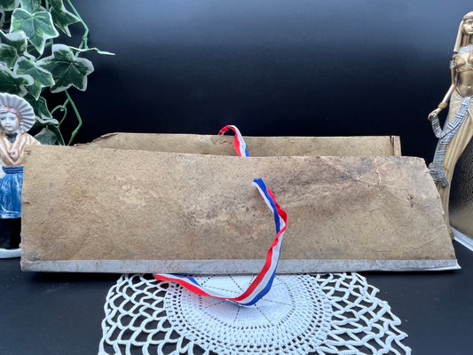 NEW フランスの屋根裏で見つけたアンティークおもちゃ