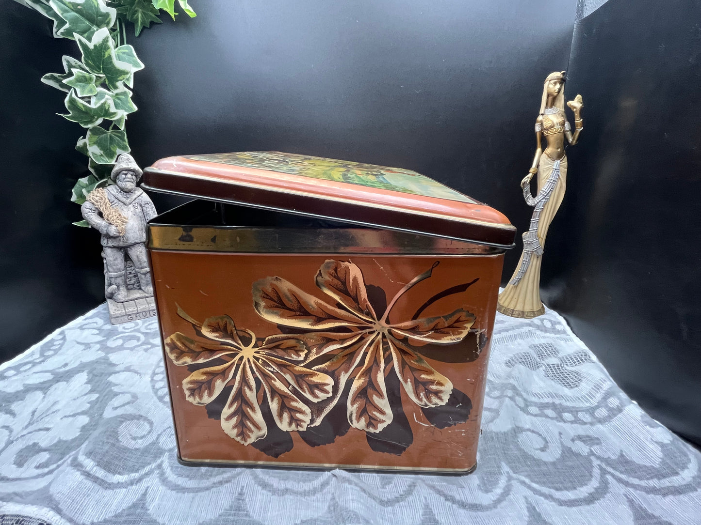 NEW フランス製ヴィンテージ大型ブリキ缶