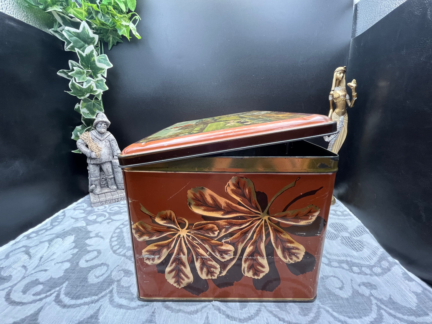 NEW フランス製ヴィンテージ大型ブリキ缶