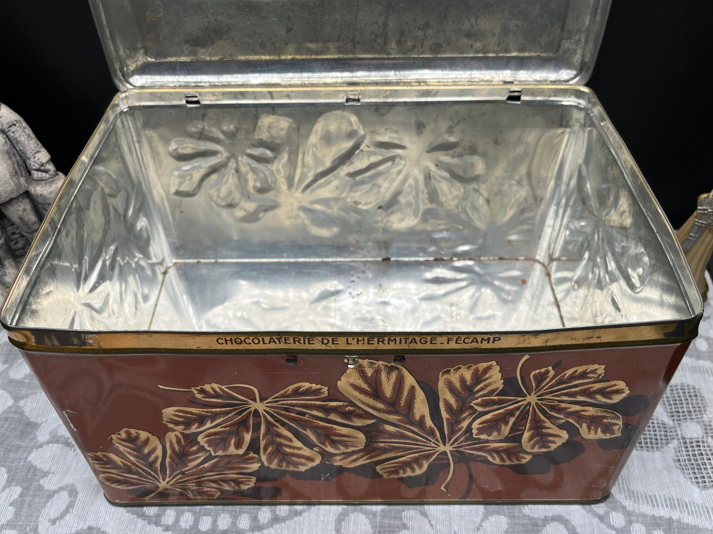 NEW フランス製ヴィンテージ大型ブリキ缶