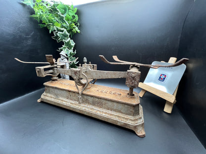 アンティーク 鋳鉄製 バランススケール／天秤 5KILOS刻印付き