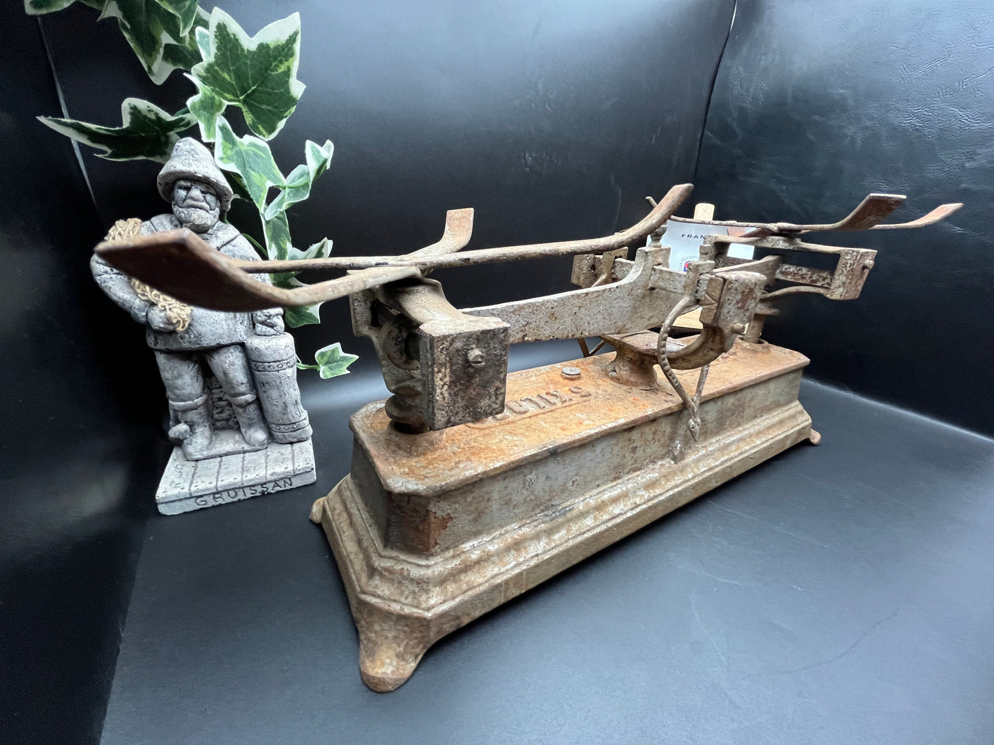 アンティーク 鋳鉄製 バランススケール／天秤 5KILOS刻印付き