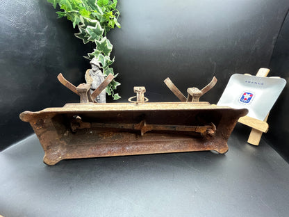 アンティーク 鋳鉄製 バランススケール／天秤 5KILOS刻印付き