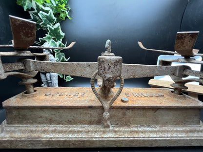 アンティーク 鋳鉄製 バランススケール／天秤 5KILOS刻印付き