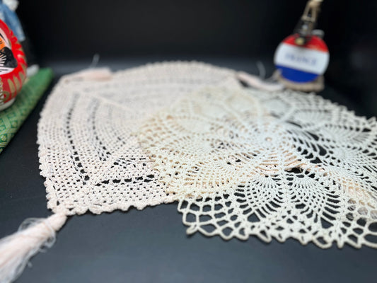 NEW フランスアンティーク スクエアレースドイリー 2枚セット