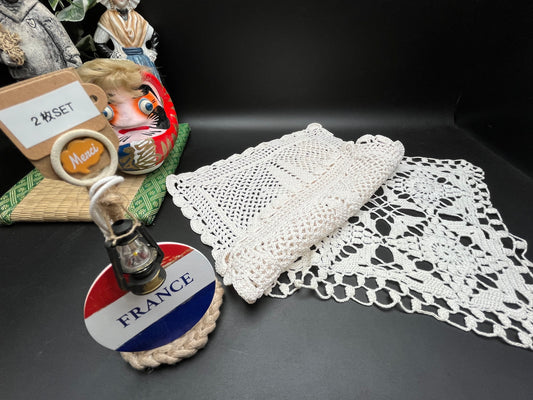 NEW フランスアンティーク 手編みクロシェレース/スクエアドイリー 2枚セット