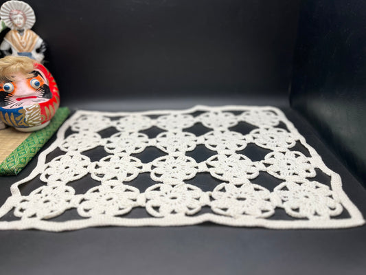 NEW フラワーモチーフのアンティーク クロッシェレース