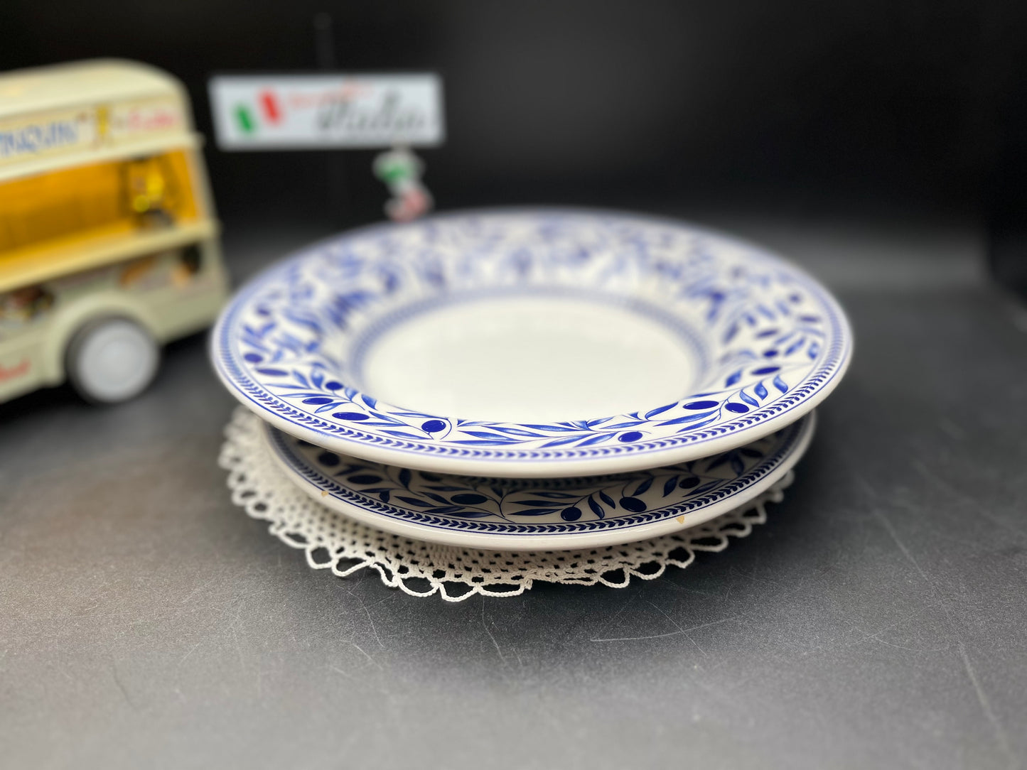 NEW イタリア製 Quadrifoglio オリーブ柄 大小皿プレート 2枚セット