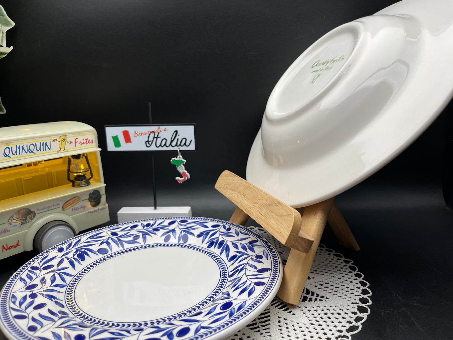 NEW イタリア製 Quadrifoglio オリーブ柄 大小皿プレート 2枚セット