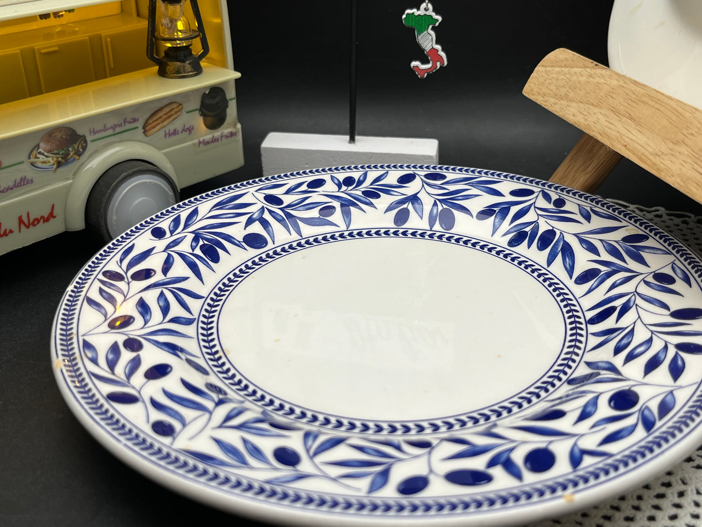 NEW イタリア製 Quadrifoglio オリーブ柄 大小皿プレート 2枚セット